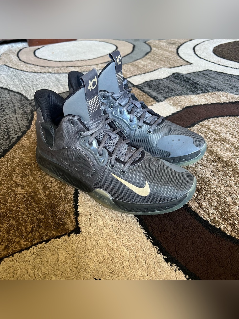 Men’s Nike KD Trey 5 VII Size 8.5